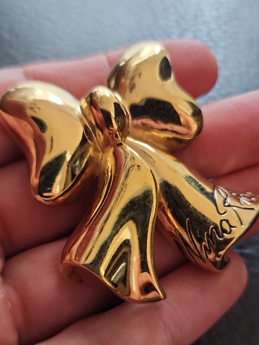 VTG Nina Ricci Brooch